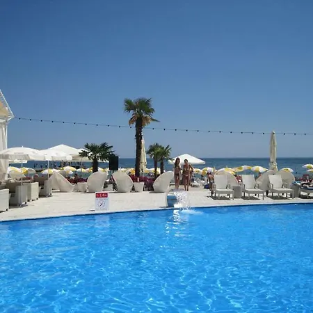 вид моря аркадия Apartman Odessza